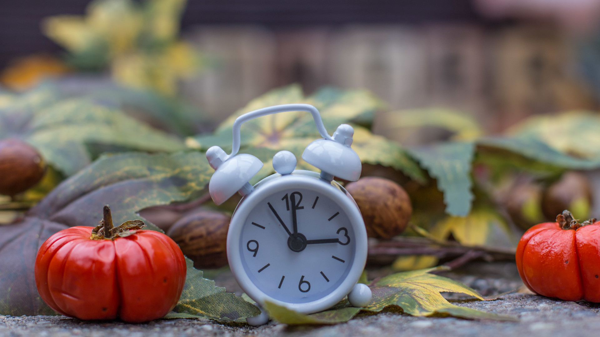 Daar gaan we weer: wintertijd gaat in - Weer.nl