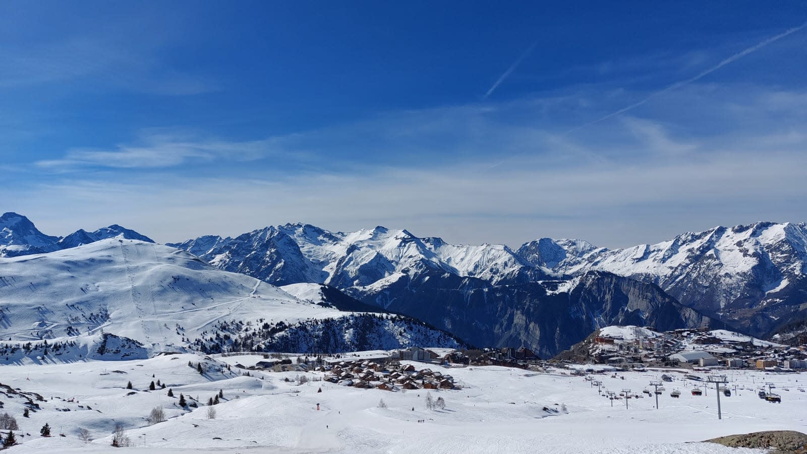 In de Alpen nog steeds prachtig wintersportweer Weer.nl In de Alpen nog steeds prachtig wintersportweer Weer.nl