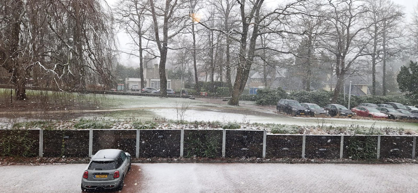 Foto gemaakt door Reinout van den Born - Hilversum - De situatie nu, in Hilversum. Foto gemaakt door Reinout van den Born - Hilversum - De situatie nu, in Hilversum.
